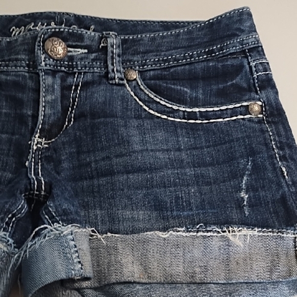 Dark Blue Jean Shorts with Frayed Cudded Hem and Decorative Stitching - Picture 3 of 15